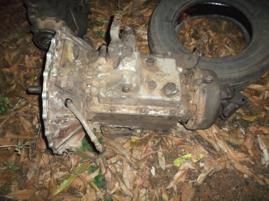 ขาย เฟืองท้าย FBR 3 หมื่นบาท และเกียร์ล๊อค 5 เกียร์ 2 หมืนห้า