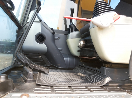 ขายKOMATSU  PC200-8