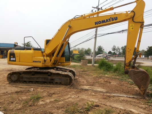ขายKOMATSU  PC200-8