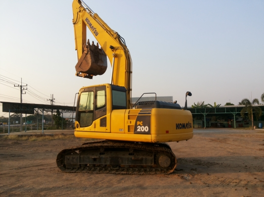 ขายKOMATSU  PC200-8