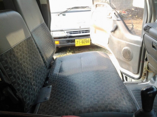 ขาย6ล้อดั้มดิน NQR150หัวขาวไฟเพชรปี49ดั้มสามมิตรเพลาF รถห้าง