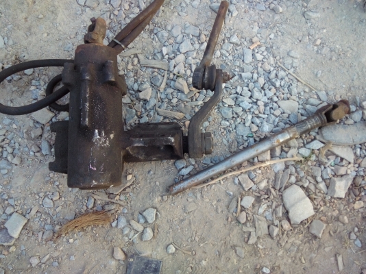 ขายกระปุกพวงมาลัยเพาเวอร์4ล้อกลาง ราคา1900บาท