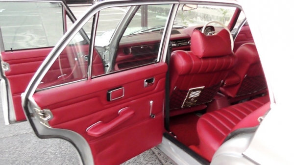 ทำไปเกิน5แสน เบนซ์ทับ8ปี70 หูช้าง ไฟท้ายเรียบ พ.งาช้าง สภาพสมบูรณ์ รถคลาสสิค วิ่งแบบรถใหม่ ใช้ดีจริงๆ