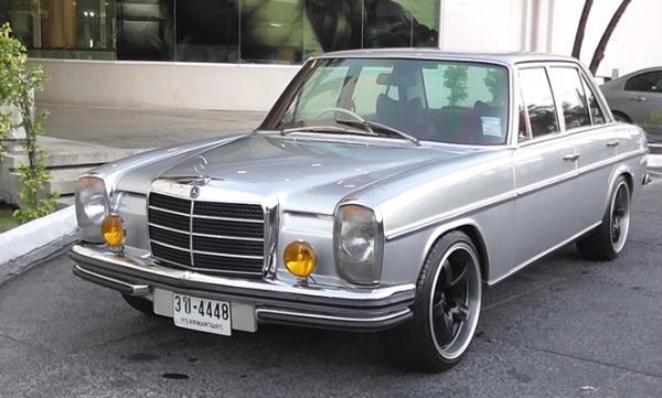 ทำไปเกิน5แสน เบนซ์ทับ8ปี70 หูช้าง ไฟท้ายเรียบ พ.งาช้าง สภาพสมบูรณ์ รถคลาสสิค วิ่งแบบรถใหม่ ใช้ดีจริงๆ