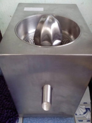 ขายเครื่องคั้นน้ำส้ม มือสองสภาพพร้อมใช้