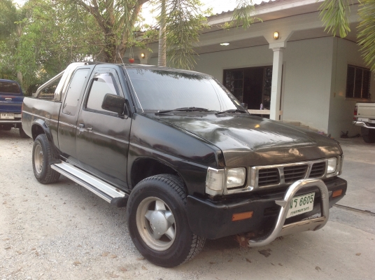 นิสสัน บิ๊กเอ๊ม แค๊ป พวงมาลัยเพาเวอร์ เครื่องคัทซี ชั้นหนึ่งเลยครับ