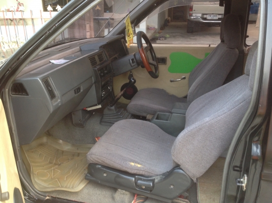 นิสสัน บิ๊กเอ๊ม แค๊ป พวงมาลัยเพาเวอร์ เครื่องคัทซี ชั้นหนึ่งเลยครับ