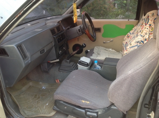 นิสสัน บิ๊กเอ๊ม แค๊ป พวงมาลัยเพาเวอร์ เครื่องคัทซี ชั้นหนึ่งเลยครับ