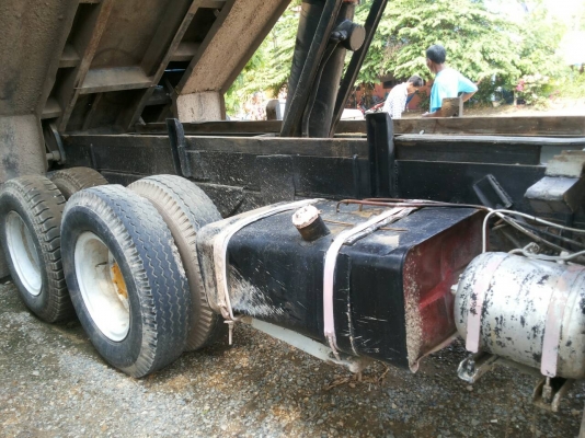 รถบรรทุก 10 ล้อดั๊มพ์ ISUZU  ช่วงล่างใหญ่ เฟื่องท้ายใหญ่ ราคา 250,000 บ.