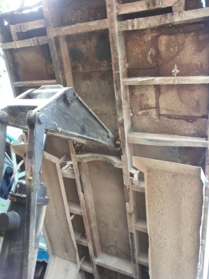 รถบรรทุก 10 ล้อดั๊มพ์ ISUZU  ช่วงล่างใหญ่ เฟื่องท้ายใหญ่ ราคา 250,000 บ.