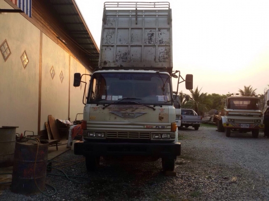 ขายรถบรรทุกสิบล้อดัมพ์ HINO F18 เครื่อง HO7C-185 แรง 1 เพลา กระบะดัมพ์