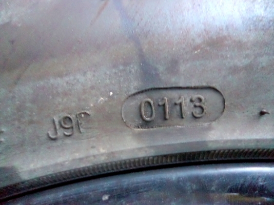 ขายล้อแม็ก20นิ้วกับยางขนาด275/55/20 ขายล้อแม็ก20นิ้วกับยางขนาด275/55/20