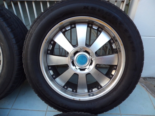 ขายล้อแม็ก20นิ้วกับยางขนาด275/55/20 ขายล้อแม็ก20นิ้วกับยางขนาด275/55/20