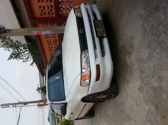 โคโลล่า 3ห่วง ขาว ออโต้ รถบ้านแท้ พร้อมใช้มาก ไม่มีที่ติ