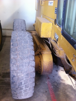 นำเข้าเครื่องจักรกลหนักมือ 2 จากต่างประเทศ Tel.098-858-5524 สามภพ ครับ