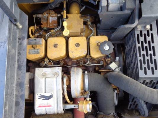 ถึงไทยแล้ว รถขุดล้อยาง PW130-7, K40**** มาดูรถที่บริษัทได้เลยครับ