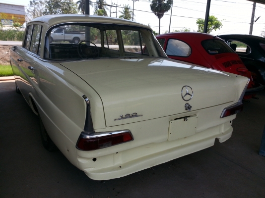 ขาย benz หางปลา ตากลม(แพคคู่)150000 ขาย benz หางปลา ตากลม(แพคคู่)150000
