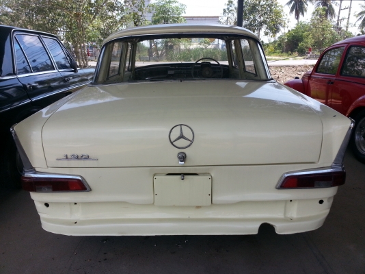 ขาย benz หางปลา ตากลม(แพคคู่)150000 ขาย benz หางปลา ตากลม(แพคคู่)150000