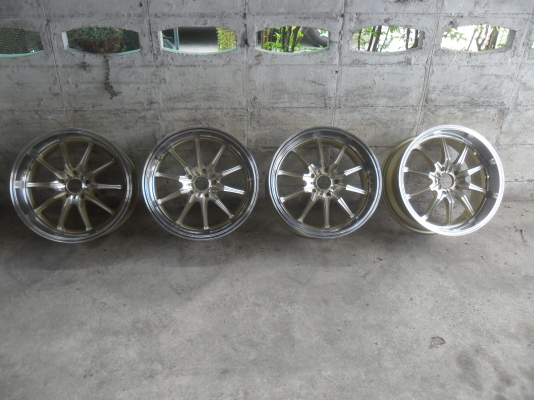 ล้อแม็ก 18นิ้ว 5รู114 สวยๆ 4 วง ราคา 8900 บาท