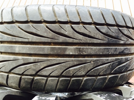 ขายแม็กซ์ VENERDI 20" พร้อมยาง FALKEN 452/35Z R20 ยางปี 2011