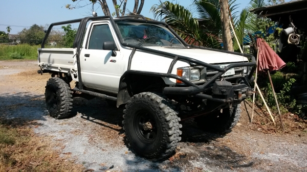 ขายรถกระบะ โตโยต้า YN 65