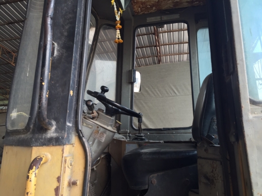 ขายรถตักล้อยาง