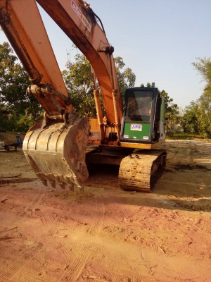 ขายแม็กโคร KOBELCO SK200 MART II สภาพพร้อมใช้งาน เครื่องปั้มดีเยี่ยม ตัวเดินใหญ่ โซ่ช่วงล่างเต็มเอกสารสัญญาซื้อขาย