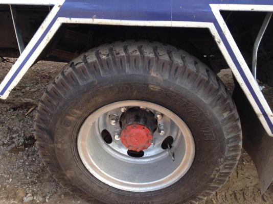 รถ Hino 6 ล้อติดเครน5ตันสภาพสวยพร้อมใช้งาน