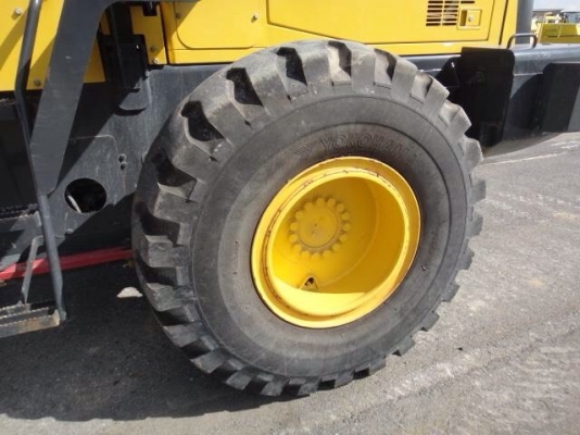ขายคันที่ 2. รถตัก KOMATSU WA320-5 นำเข้าจากญี่ปุ่น 090-986-2521 อ๊อบ ขายคันที่ 2. รถตัก KOMATSU WA320-5 นำเข้าจากญี่ปุ่น 090-986-2521 อ๊อบ