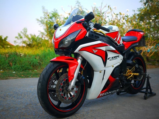 ขาย cbr400 แฟริ่ง Cbr1000 2008 พร้อมทะเบียนแท้ เครื่องดีเลย ท่อสูตร