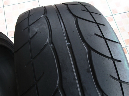 ยาง AD07 235-40-17 (1คู่) ถูกๆ