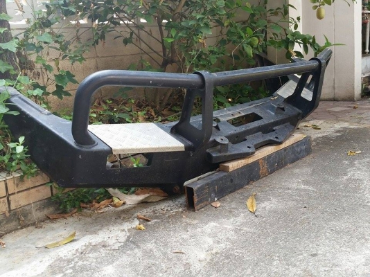 ขายกันชน 4X4 เดิมใส่ TOYOTA ขายกันชน 4X4 เดิมใส่ TOYOTA