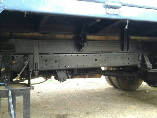 (ร้านรุ่งโรจน์ 082-1057078)ขายดั้ม ISUZU NPR 110 แรงม้า พวงมาลัยพาวเวอร์ เกียร์สั้น เครื่องแห้ง แน่น แรงดี แซสซีเยี่ยมๆ ไม่ผุไม่ดาม กระบอกดั้มใหญ่ยิงหน้า  6 ตัน เฟืองท้าย F พร้อมโอน พร้อมใช้งานเลย