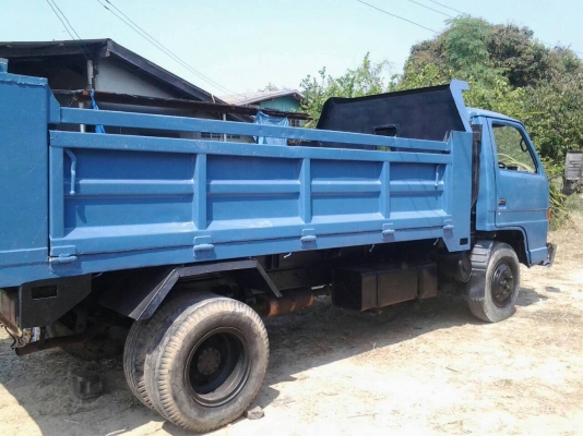 (ร้านรุ่งโรจน์ 082-1057078)ขายดั้ม ISUZU NPR 110 แรงม้า พวงมาลัยพาวเวอร์ เกียร์สั้น เครื่องแห้ง แน่น แรงดี แซสซีเยี่ยมๆ ไม่ผุไม่ดาม กระบอกดั้มใหญ่ยิงหน้า  6 ตัน เฟืองท้าย F พร้อมโอน พร้อมใช้งานเลย