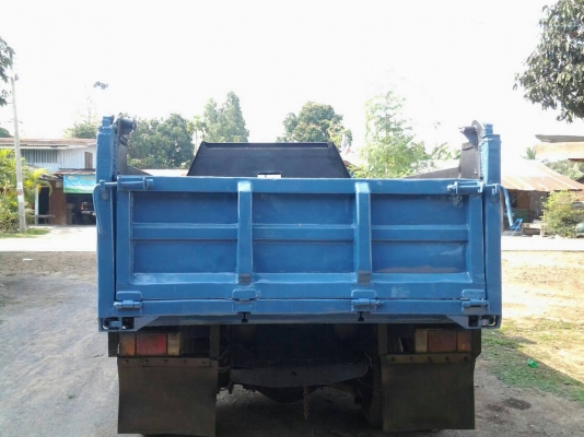 (ร้านรุ่งโรจน์ 082-1057078)ขายดั้ม ISUZU NPR 110 แรงม้า พวงมาลัยพาวเวอร์ เกียร์สั้น เครื่องแห้ง แน่น แรงดี แซสซีเยี่ยมๆ ไม่ผุไม่ดาม กระบอกดั้มใหญ่ยิงหน้า  6 ตัน เฟืองท้าย F พร้อมโอน พร้อมใช้งานเลย