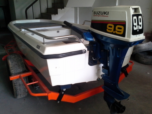 ขายเรือ 11 ฟุต SUZUKI 9.9 HP  เรือสภาพใหม่มากสวย