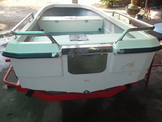 ขายเรือ 11 ฟุต SUZUKI 9.9 HP  เรือสภาพใหม่มากสวย