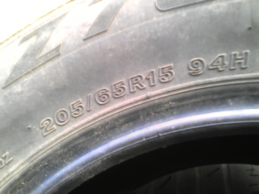 205/65R15 FIRESTONE TZ700  ชุด 4 เ้ส้น  TEL.081-427-3941