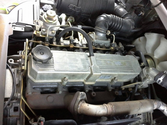 NISSANรุ่นใหม่ล่าสุด ขนาด2ตัน เสาสูง6เมตร เกียร์ออร์โต้ เครื่องยนต์ดีเซลS4S การใช้งาน2XXXชั่วโมง ราคาต่อรองได้ 0816161541