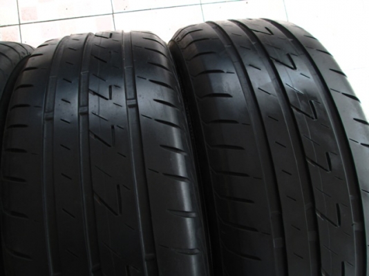 ยาง BRIDGESTONE EP200 215-55-17 กลางปี13 (1ชุด)