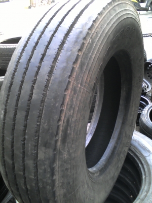 9.5 R17.5  HANKOOK AH11  ปี 2012  มี 1 เส้น TEL.081-427-3941