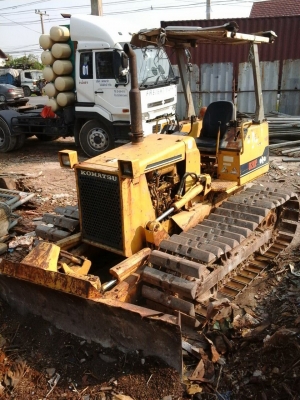 ขายแทรคเตอร์ โคมัทสุ D20-6 สภาพใช้งานได้