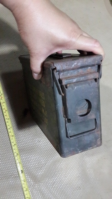 ลังใส่เครื่องมือหนาๆครับ ลังใส่เครื่องมือหนาๆครับ