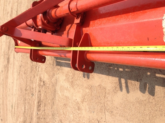 ขายด่วนโรตารี่ 1.90 เมตร สำหรับรถไถใหญ่ สภาพพร้อมใช้งาน  ราคา 25,000 บาท โทร 081-9972972 089-8451778