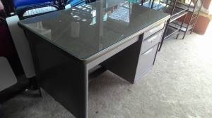 เก้าอี้แลคเชอร์โต๊ะสำนักงาน