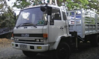 ขาย รถบรรทุก 6 ล้อกลาง Isuzu ร็อคกี้้