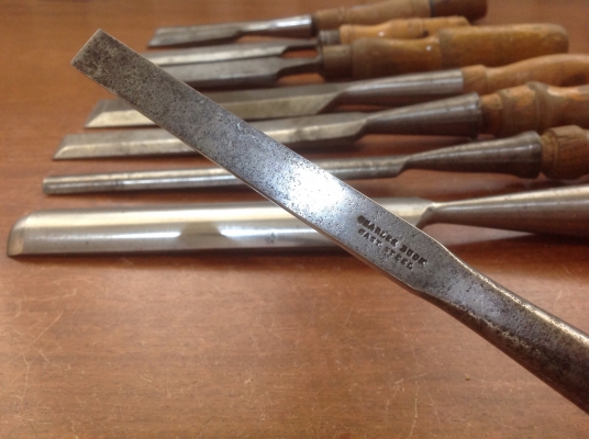 ขายสิ่วโบราณด้ามไม้ งานเมกา และอังกฤษ ทั้งชุด 9 ชิ้น