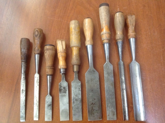 ขายสิ่วโบราณด้ามไม้ งานเมกา และอังกฤษ ทั้งชุด 9 ชิ้น