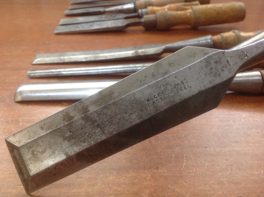 ขายสิ่วโบราณด้ามไม้ งานเมกา และอังกฤษ ทั้งชุด 9 ชิ้น