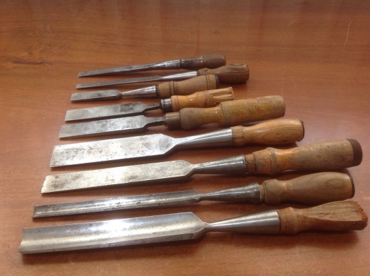 ขายสิ่วโบราณด้ามไม้ งานเมกา และอังกฤษ ทั้งชุด 9 ชิ้น